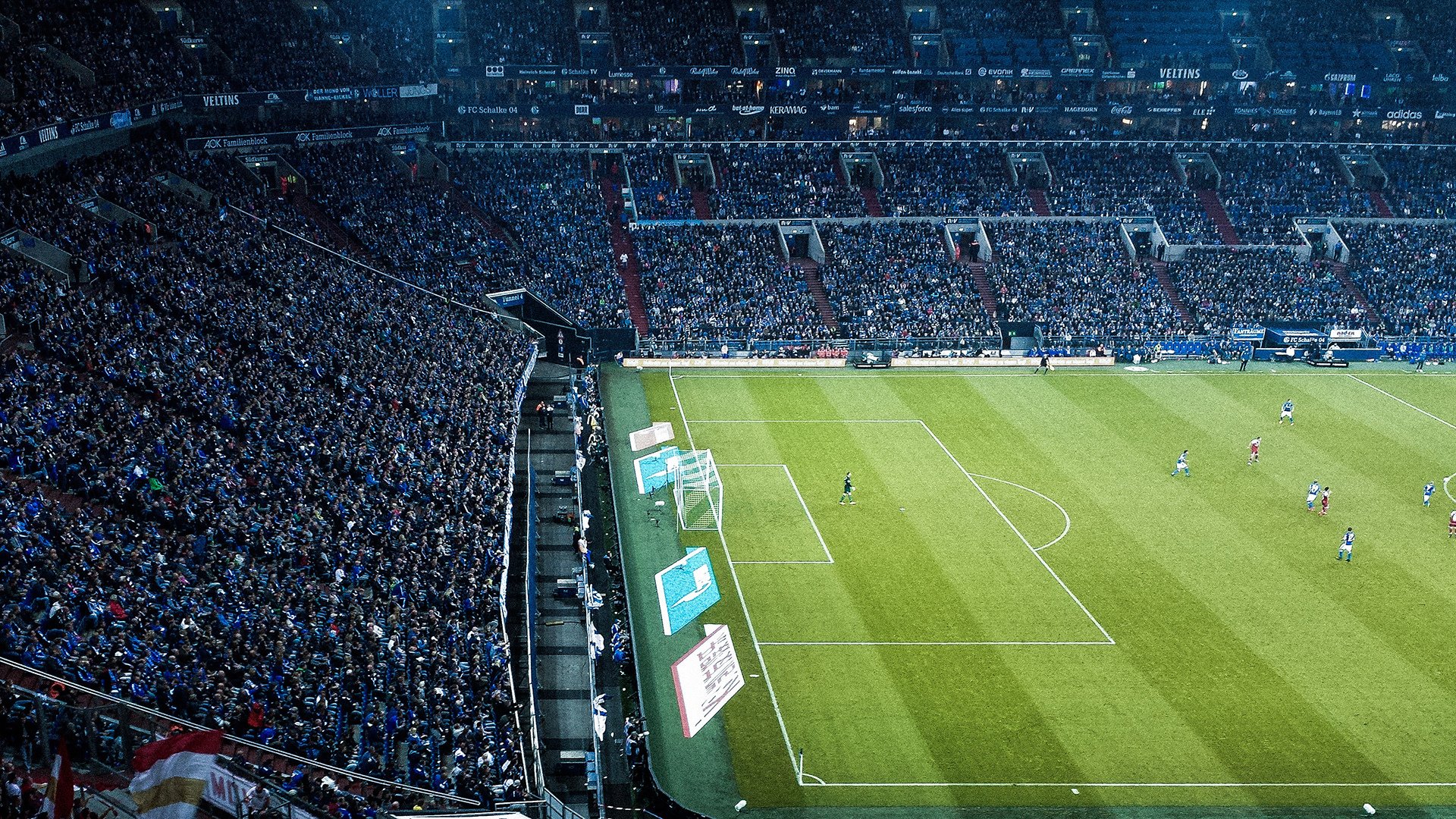 包含足总杯八强战对决在即！多特蒙德演练定位球，休斯顿火箭密集防守应对的词条